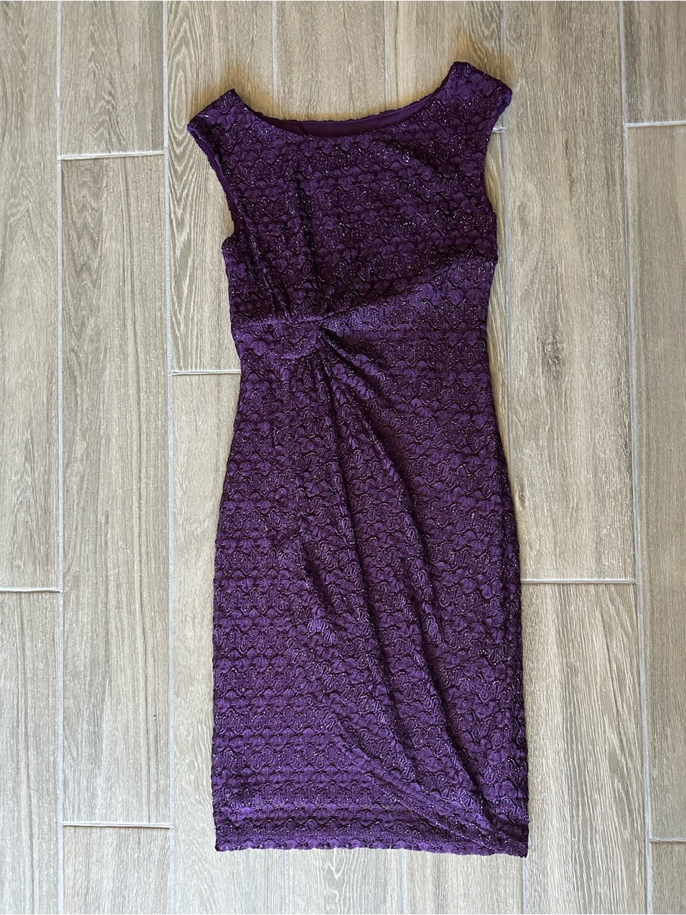 Sleeveless Lace Midi Dress in Deep Purple